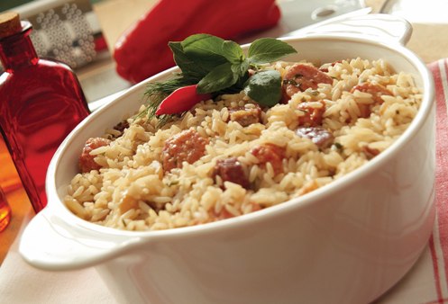 Arroz com frango, bacon e queijo