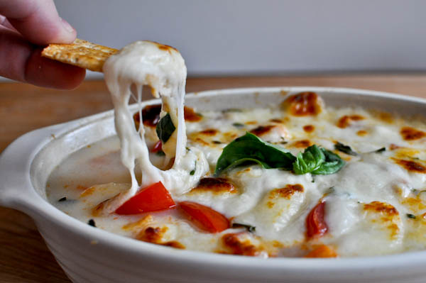 Dip caprese