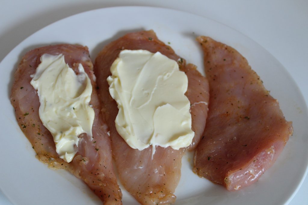 Filé de frango com bacon recheado com catupiry na airfryer