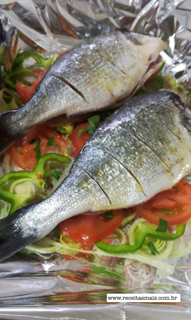 Peixe assado no forno