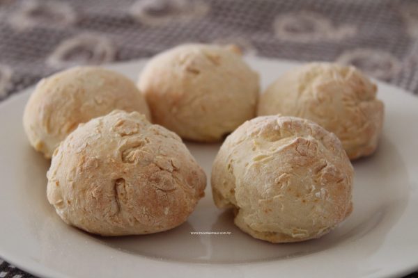 Pão com 2 ingredientes – sem fermento biológico