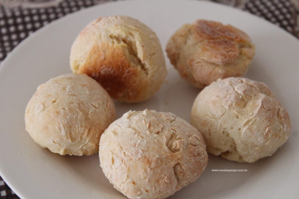 Pão com 2 ingredientes - sem fermento biológico