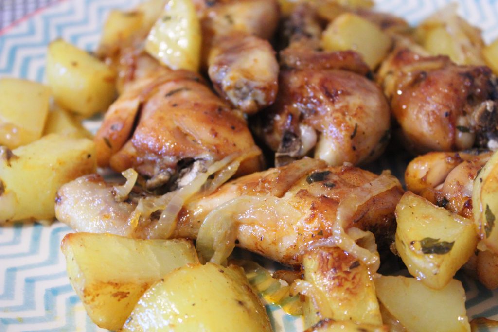 frango com batatas assado